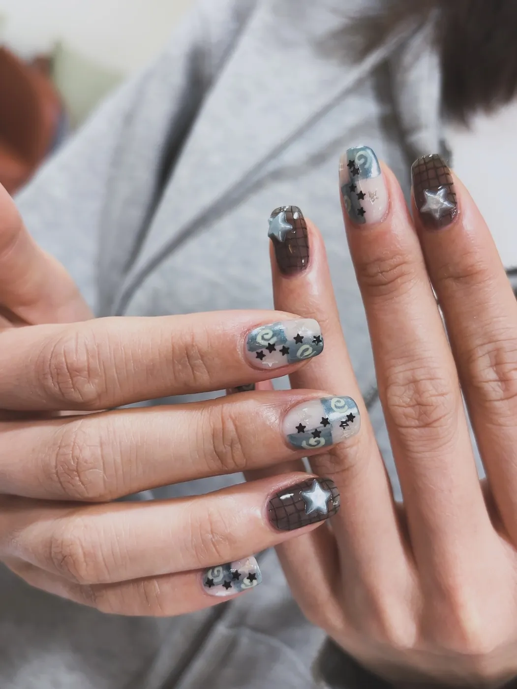 星星飾品磁吸膠美甲 · JIA NAIL 美甲 明洞